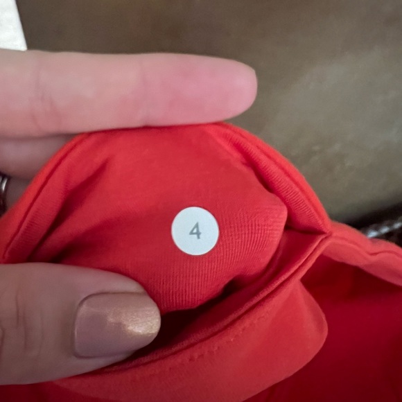 Lululemon Low-Rise Crop Pant - Picture 4 of 4